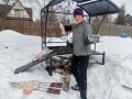 Мангал "Алмаз-4" и его хозяйка