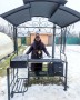 Мангал "Модерн" и его хозяйка